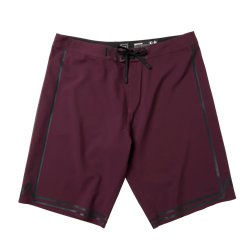 Mystic Truce Boardshort oxblood red
