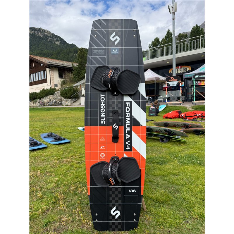 Slingshot Formula V4 Rentalboard incl. Fly V2